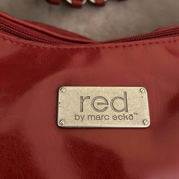 VTG *ROCKSTUD* Wide Vegan Patent Style Strap Handbag ROCKER 90’s Y2K 80’s - Picture 6 of 16